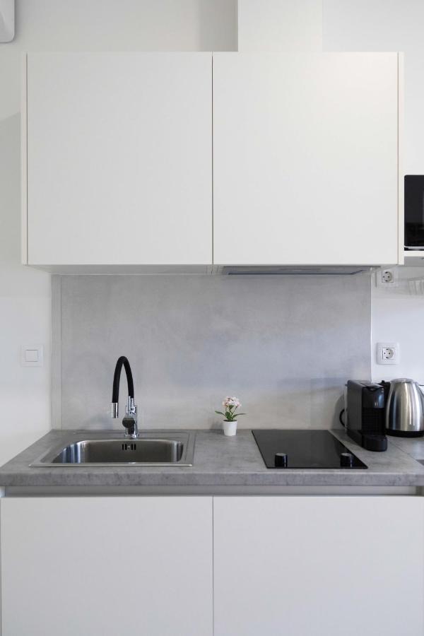 Bright And Modern Apartments In City Center Zagreb Exterior photo